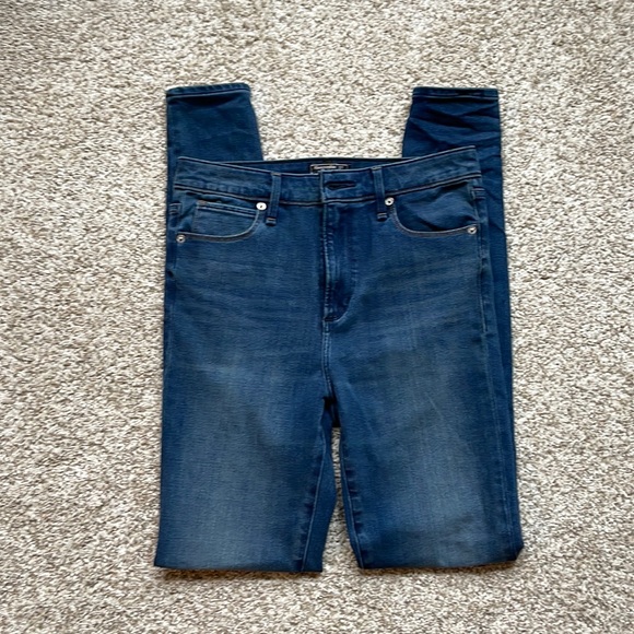 Abercrombie & Fitch Denim - Abercrombie Simone High Rise Jean Legging size 27/4L